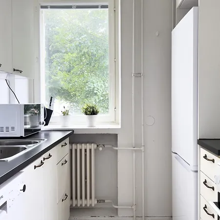 Modern Yet Rustic 1br City Centre 아파트