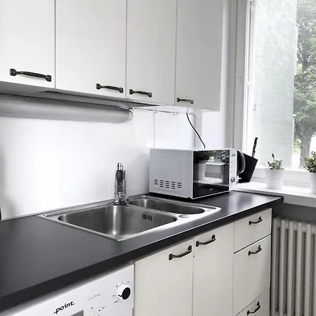 Modern Yet Rustic 1br City Centre 쿠오피오